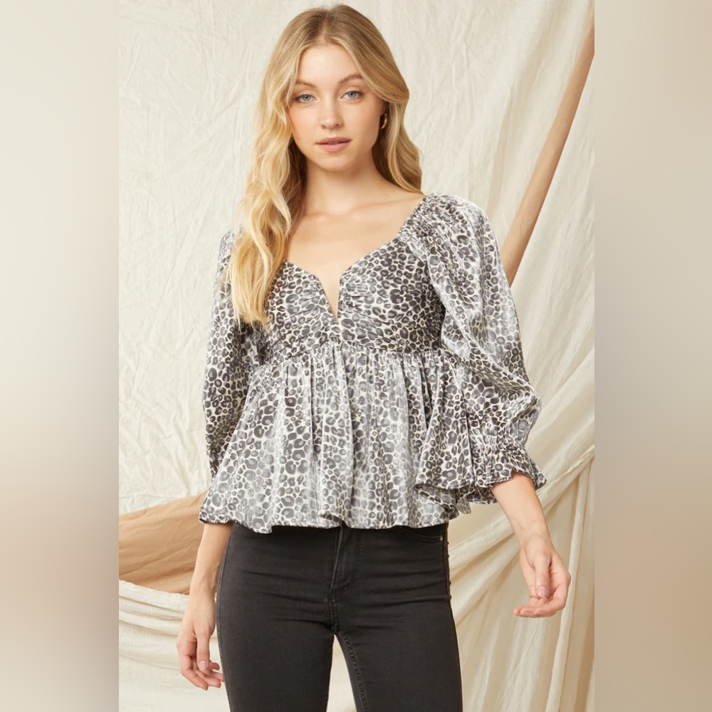 Leopard V Wire Top